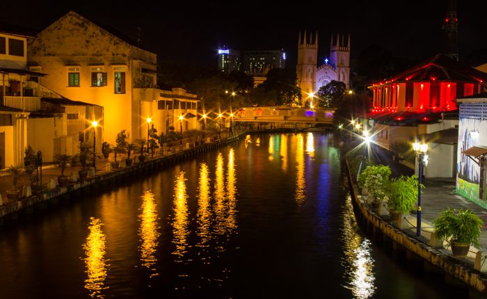 Melacca Riverside by night.