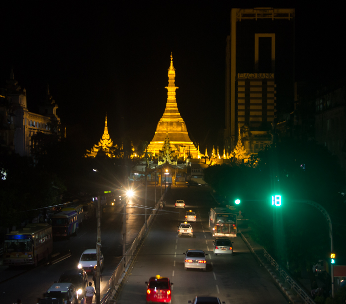 Sule Pagoda at Night.