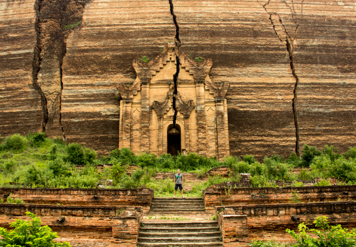 Mandalay-Mingun Pahtodawgyi stupa