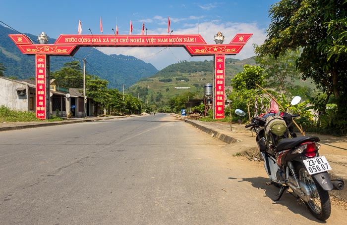 Enter road to Dong Van, Vietnam