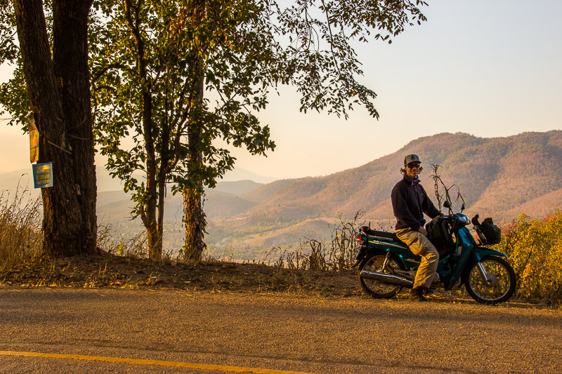 Solo motorbike tour along the Mae Hong Song Loop, Northern Thailand